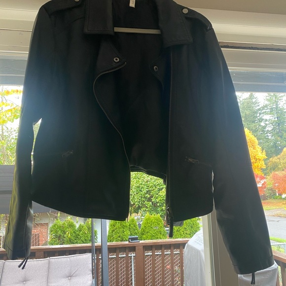 David's Bridal Just Married Embroidered Black Vegan Leather Moto Jacket Large - Picture 4 of 5